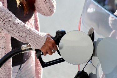 Gas Station Credit Cards: Are They Really Worth It?