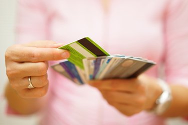 Find Your Credit Card Expiration Date: A Simple Guide