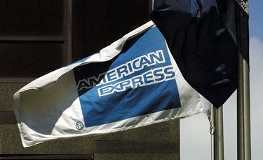 American Express Cards: Benefits & Drawbacks - A Comprehensive Guide