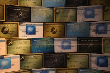American Express Cards: Benefits & Drawbacks - A Comprehensive Guide