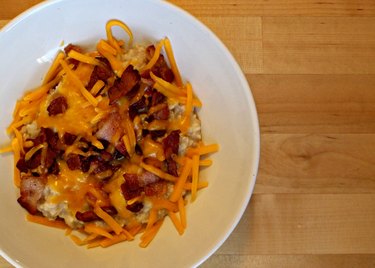 Savory Oatmeal Recipes: Budget-Friendly & Delicious Breakfast Ideas