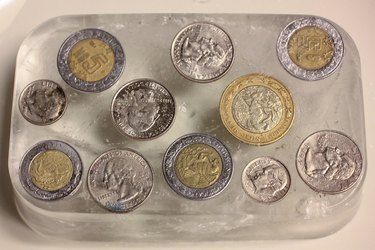 Creative Ways to Gift Cash: Fun & Unique Ideas