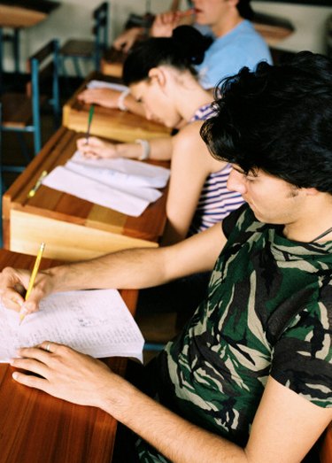 GED Assistance: Resources & Financial Aid to Earn Your Diploma