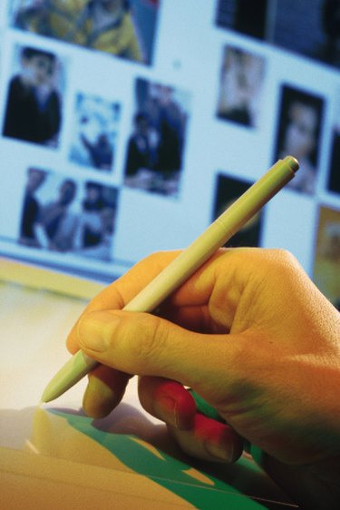 Fashion Illustrator Salaries: What Can You Expect to Earn?