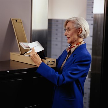 Safe Deposit Boxes: Risks and Alternatives to Consider