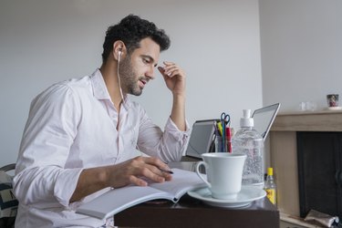 Illinois Unemployment Claim Status: Check Your Benefits & Eligibility