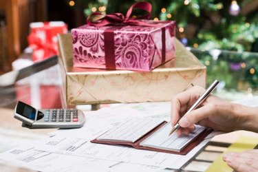 Checks vs. Deposit Tickets: Understanding the Key Differences