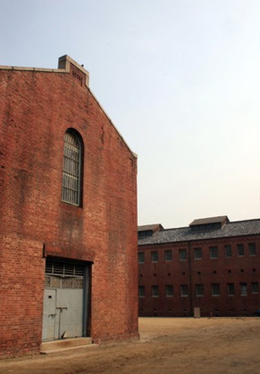 Unemployment Benefits: Potential Risks & Penalties