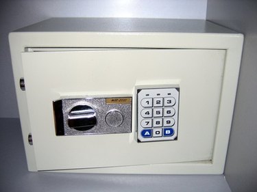 Lockbox Limits: How Much Cash Can You Store Legally?