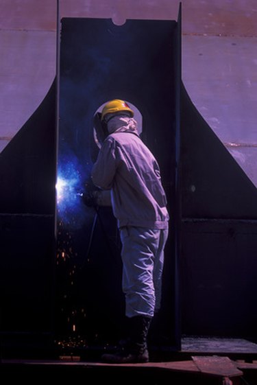 Aluminum Welder Hourly Pay: Salary & Job Outlook