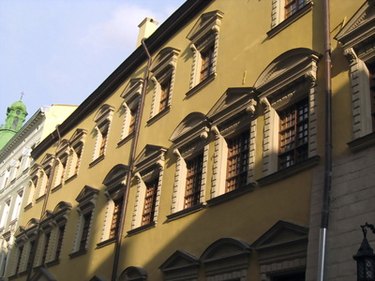 Housing Assistance for Jobless Individuals: Resources & Options