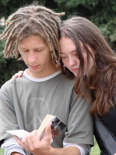 Housing Assistance for Jobless Individuals: Resources & Options