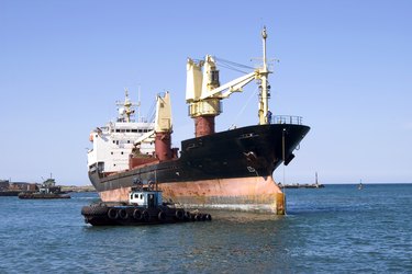 Merchant Mariner Salary: Average Pay & Career Outlook