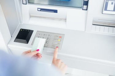 Understanding Cashier s Checks: How to Deposit and Use Them