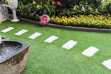 Affordable Backyard Walkway Ideas & DIY Pathways