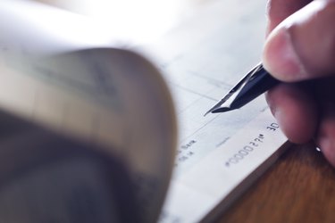 Understanding Check Endorsements: Pay to the Order Of - A Comprehensive Guide