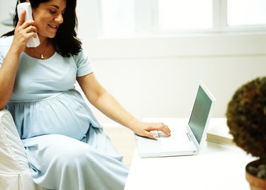 Maternity Leave & Public Assistance: Financial Support Options