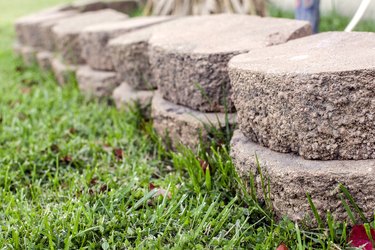 Affordable Landscape Edging Ideas: Enhance Your Garden on a Budget