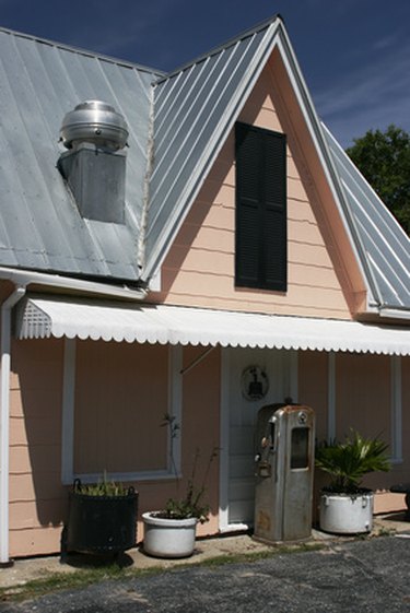 Cost-Effective Roofing: A Guide to Affordable Shingles