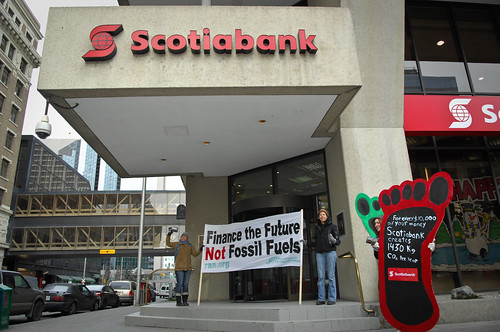 Benefits of Using Checks: Convenience, Security & Record Keeping