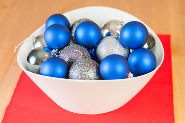 Creative & Affordable Christmas Centerpiece Ideas | [Your Brand/Site Name]