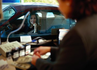 Cashing Personal Checks: Your Guide to Easy Options