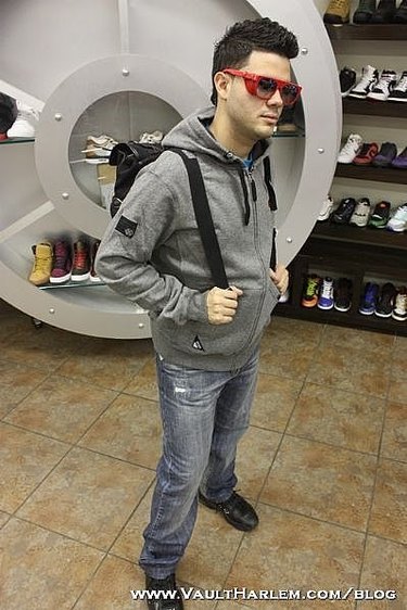 Accelerate Wealth: Strategies for Young Entrepreneurs