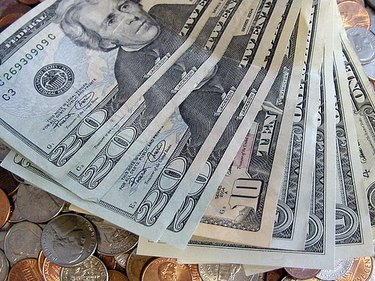 Creative Ways to Gift Cash: Make Money Giving Fun!