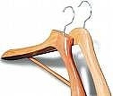 Free Clothes Hangers: Smart Ways to Get Them for Your Closet & Sales