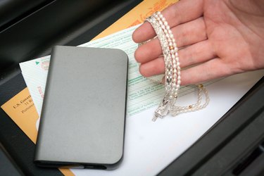 Safe Deposit Boxes: A Comprehensive Guide to Opening and Using One