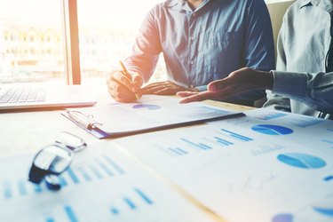 Calculate Net Income: A Balance Sheet Guide