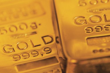 Importing Gold Bars: Regulations & Requirements
