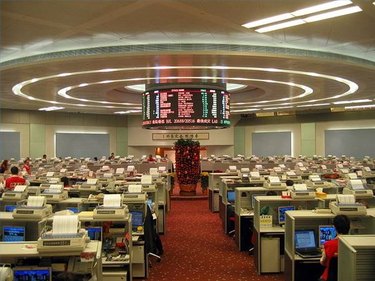 Investing in China Stocks: A Guide for Foreign Investors