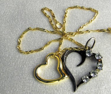 Authentic Gold: How to Identify Real Gold Jewelry