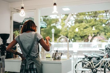 Minimum Wage vs. Cost of Living: A Persistent Disconnect