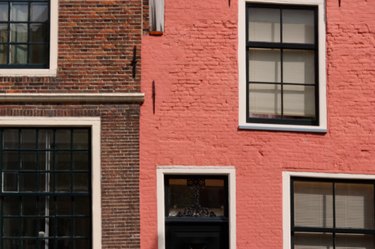 Rent an Apartment Without a Cosigner: Strategies & Options