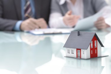 Settlement Date vs. Closing Date: Understanding the Difference