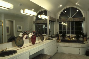 Bathroom Remodeling Costs: A Comprehensive Cost Breakdown