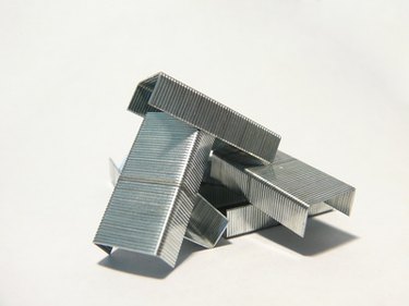 Comprehensive Guide to Metal Fasteners: Types, Materials & Applications