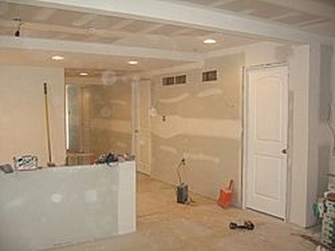 Discount Real Estate: Strategies for Buying Properties at Below Market Value