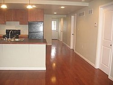 Discount Real Estate: Strategies for Buying Properties at Below Market Value