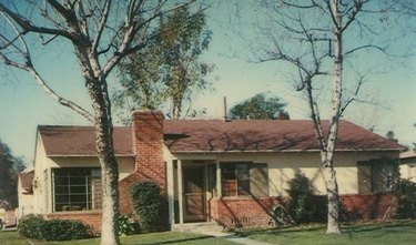 Removing a Spouse from a Property Deed: A Legal Guide