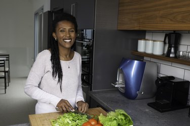 Blue Apron vs. HelloFresh: Which Meal Kit is Right for You?