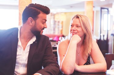 Background Checks for Dating: Enhancing Safety & Connections