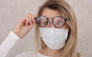 Clear Vision with Face Masks: Solutions for Glasses Wearers