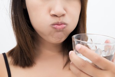 Does Mouthwash Negate Workout Benefits? New Research Explored