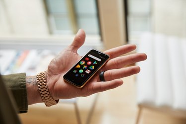 Palm s New Smartphone: A Deep Dive into Ultra-Compact Design