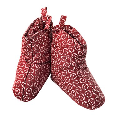 Affordable Holiday Gift Ideas Under $25 | Easy Shopping