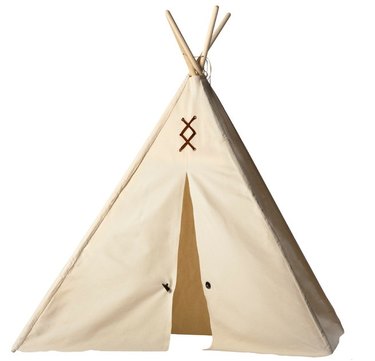 Luxury vs. Affordable Gifts for Kids: A Comparison Guide