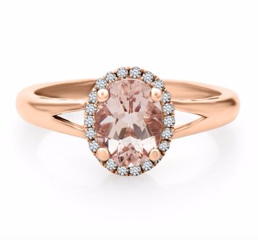 Pre-Owned Engagement Rings Under $1,000: Designer Deals & Stunning Finds